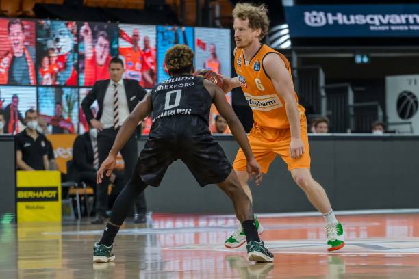 而不仅仅是 而不仅仅是