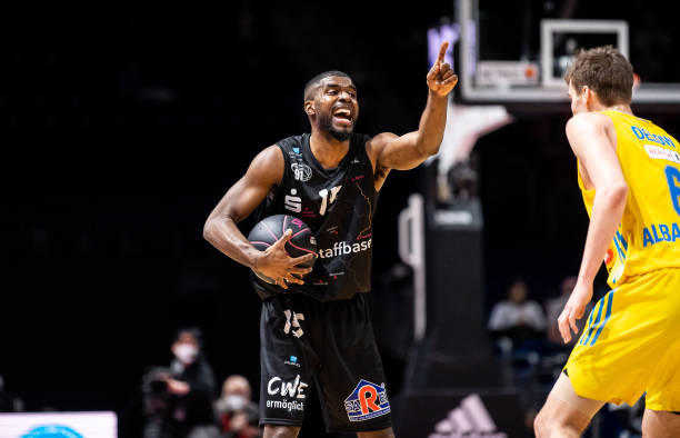 在他所在的 在他所在的