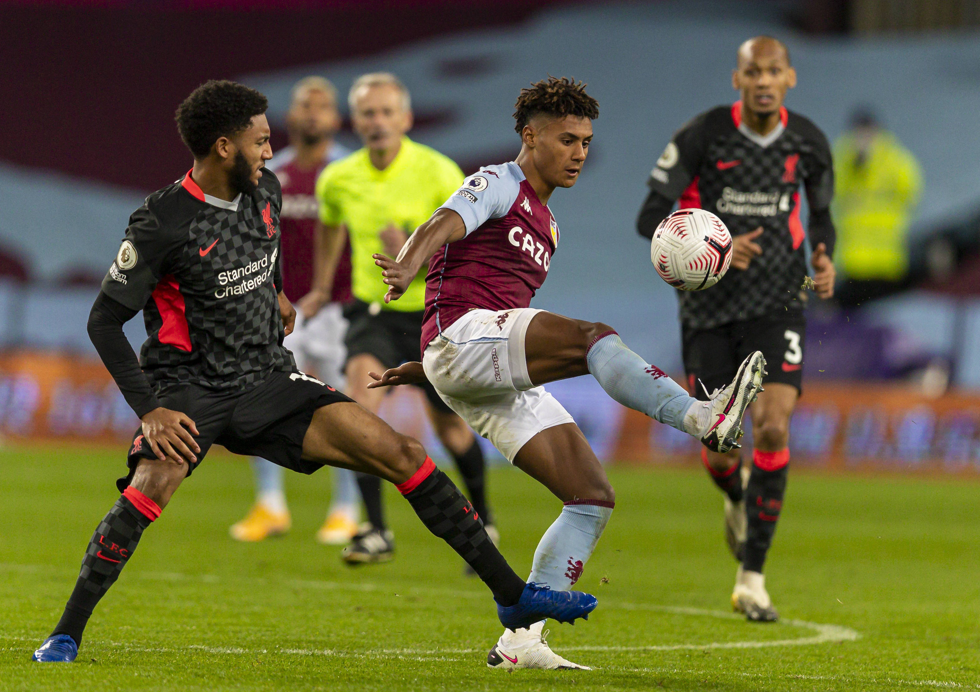 人对壁球的 人对壁球的